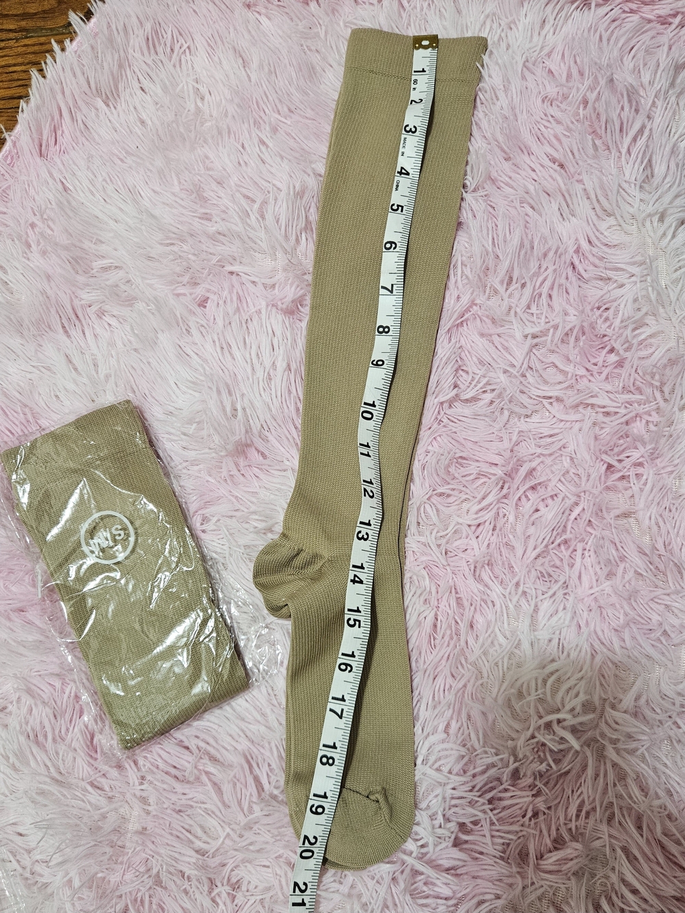 Brand New 2 Pairs Beige Knee-High Compression Socks (Size S/M, ~20 Inches)
